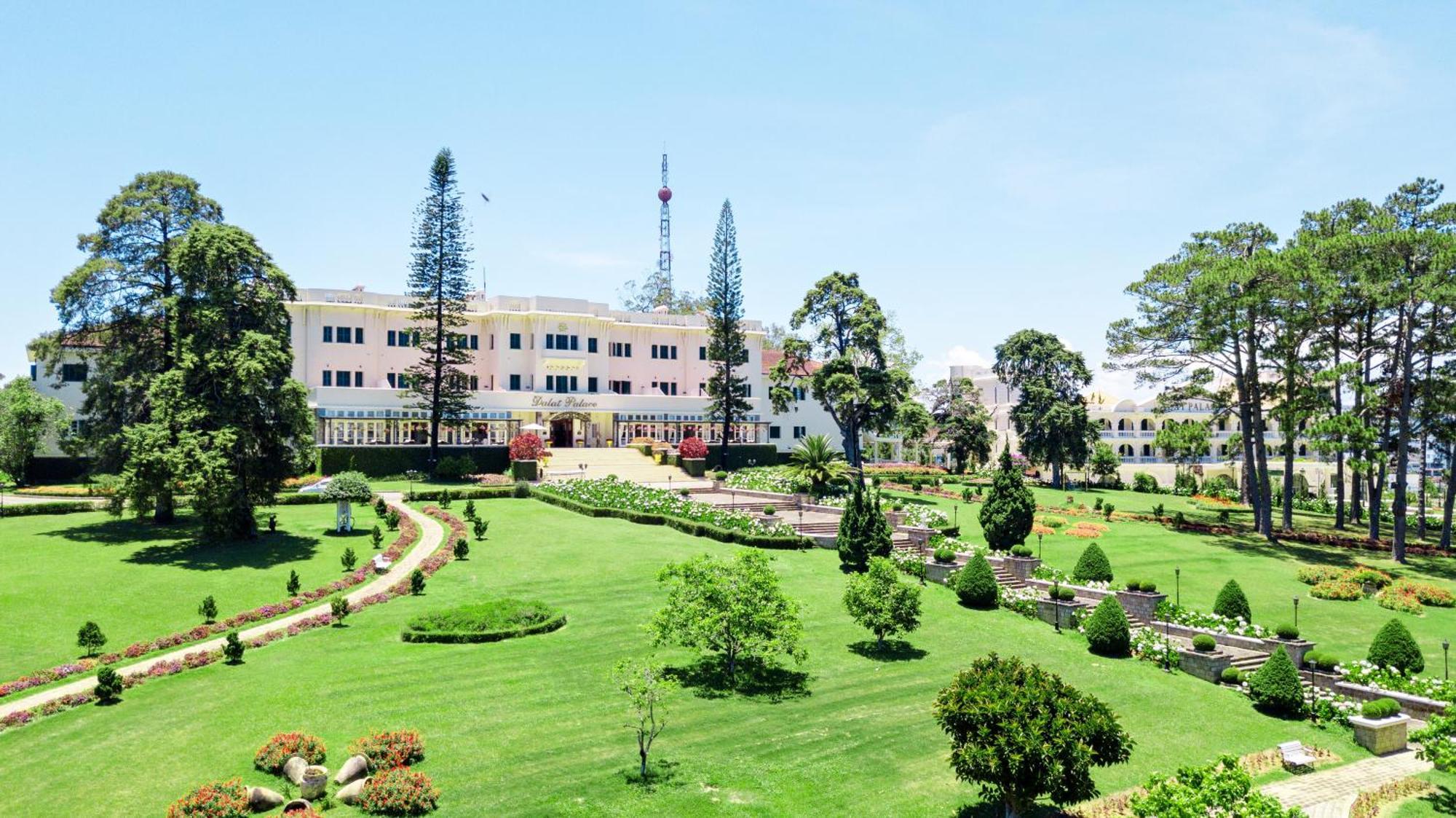 Dalat Palace Heritage Hotel Exterior foto